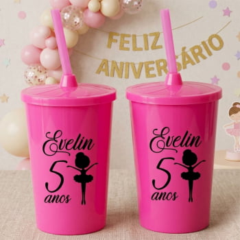 Copos de acrílico Personalizados com tampa e canudo para Aniversário Infantil