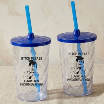 Copos personalizados com tampa e canudo para Formatura