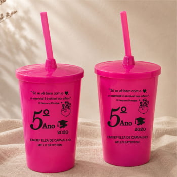 Copos personalizados com tampa e canudo para Formatura
